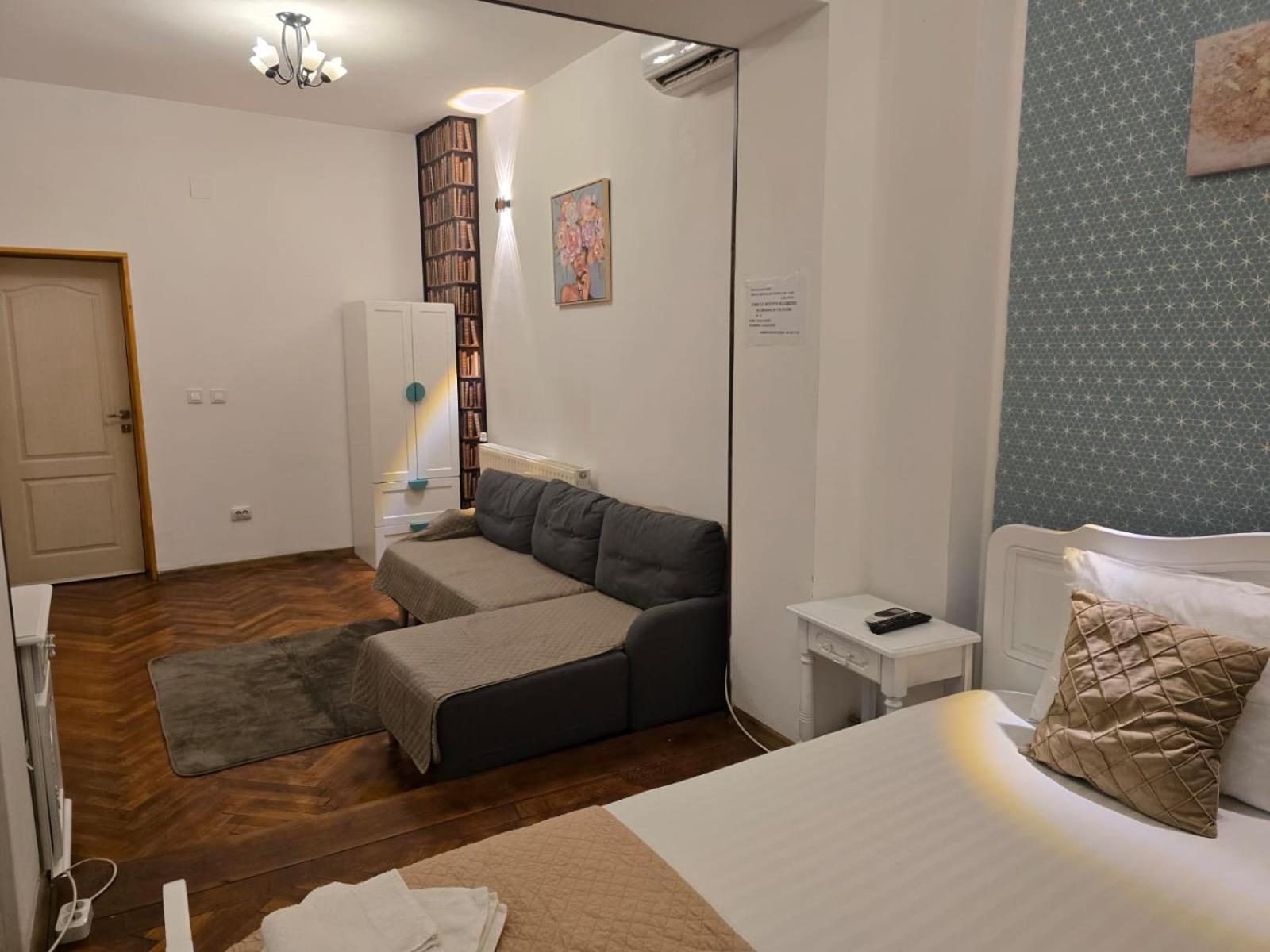 Vila Ris Piata Romana Bucarest Esterno foto